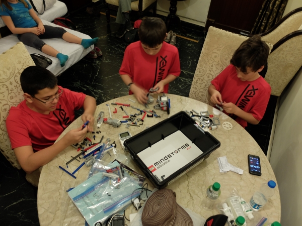 Canimex Group Supports Young Canadians at the World Robot Olympiad India